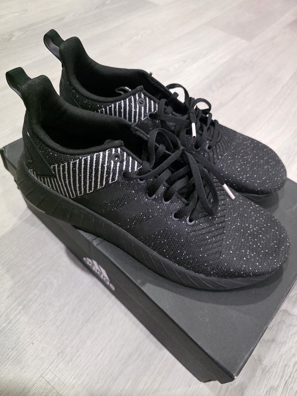 adidas Men's Black Knit Lace-Up Sneakers with White Speck Detailing